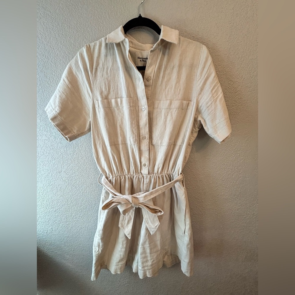 Abercrombie + Fitch linen/cotton blend romper